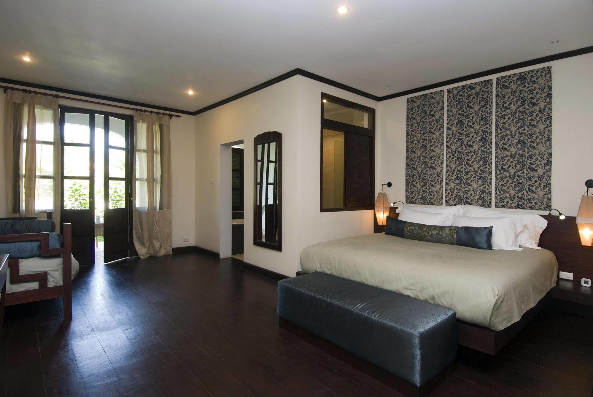 The Apsara Rive Droite Hotel Luang Prabang Exterior photo